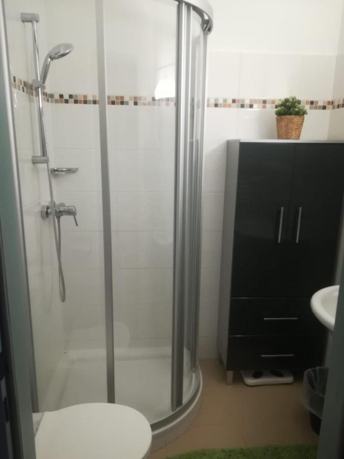 Apartament Evi *